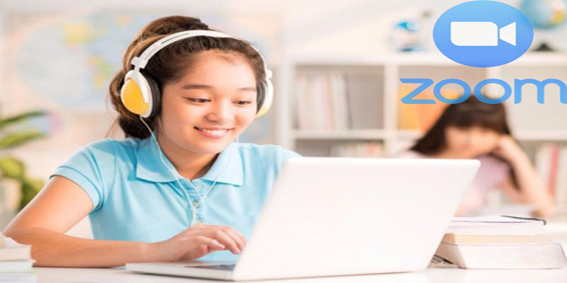 Zoom cloud meeting hỗ trợ học online cho học sinh