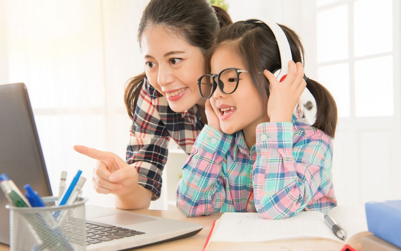 Các mẫu tai nghe chuyên sử dụng cho các trung tâm đào tạo