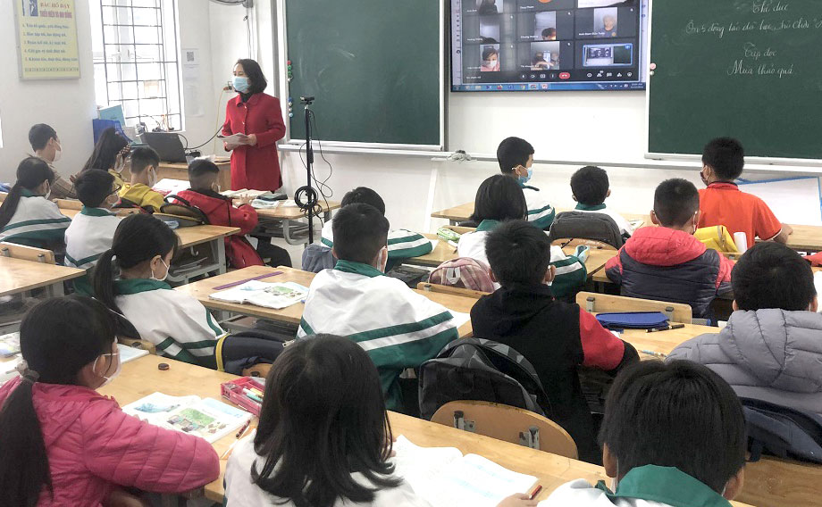 Giải pháp Camera cho phòng học online & offline