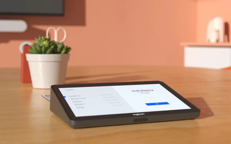 Điều khiển phòng họp trực tuyến dễ dàng hơn với Logitech TAP