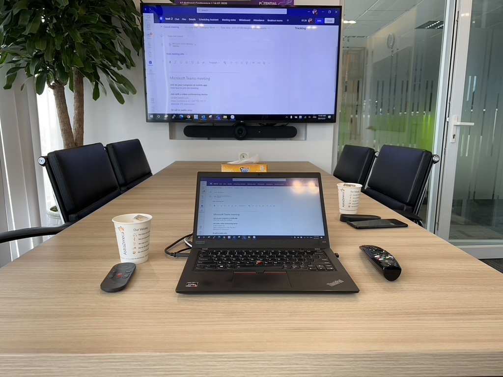 Hệ thống hội nghị trực tuyến cho Công ty TNHH AstraZeneca Việt Nam