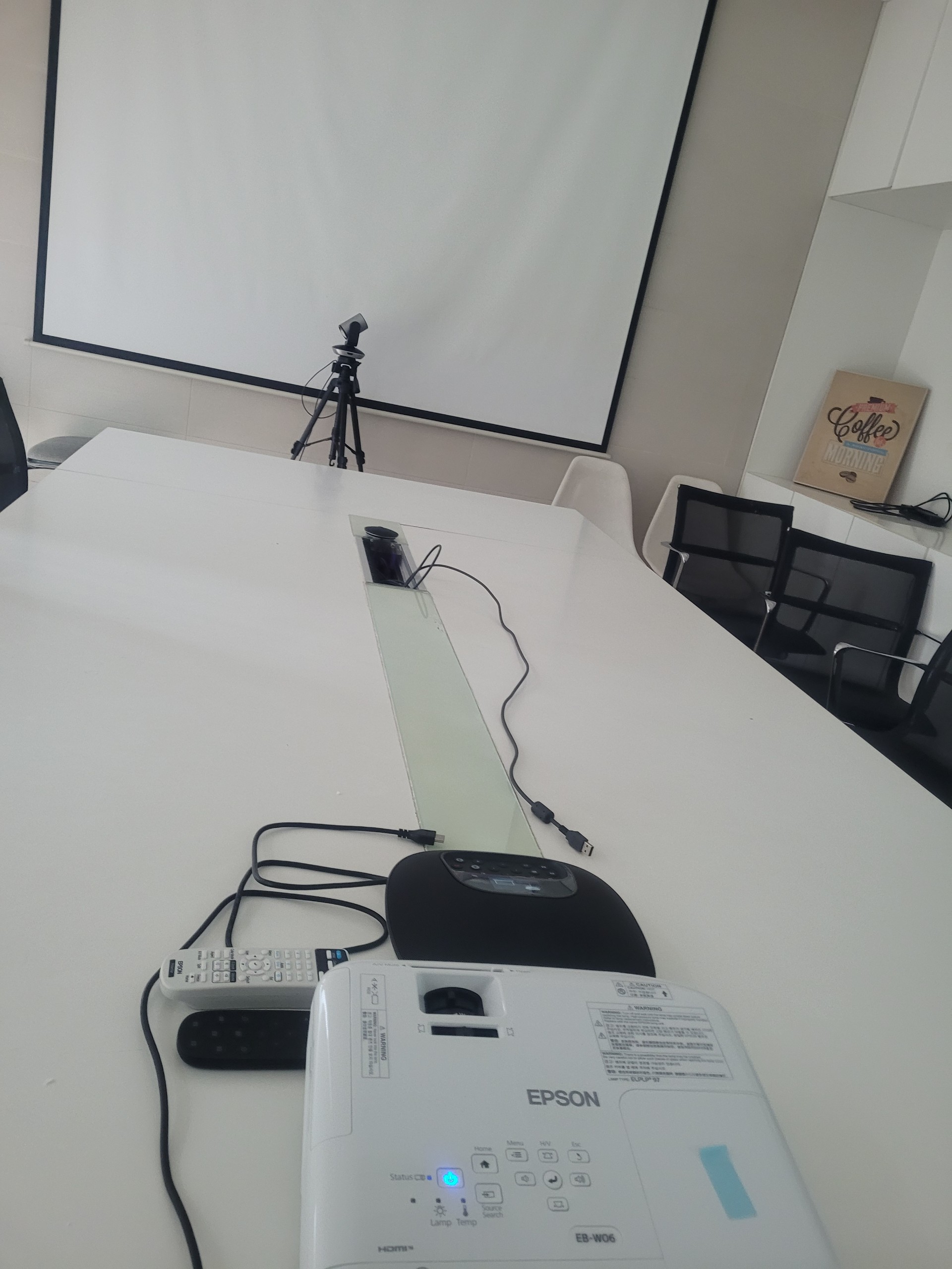 Hệ thống hội nghị trực tuyến cho Công ty TNHH SUNBRIDGE tại Việt Nam