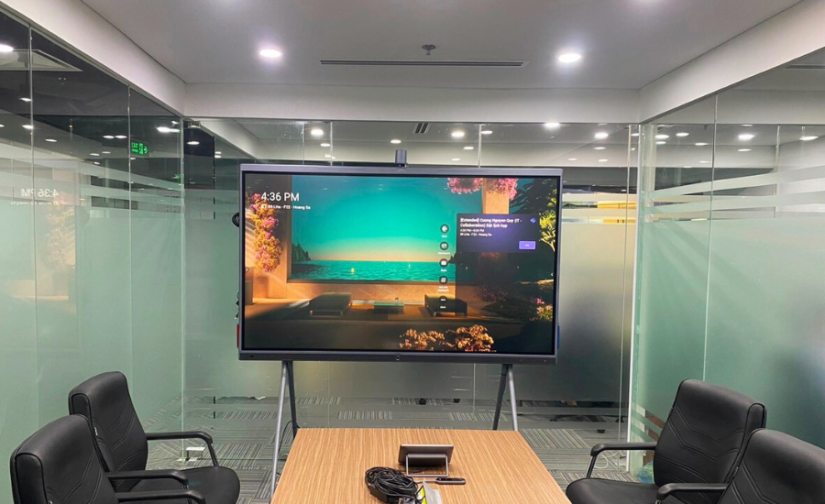 Triển khai màn hình tương tác Yealink Meetingboard cho ngân hàng VPBank