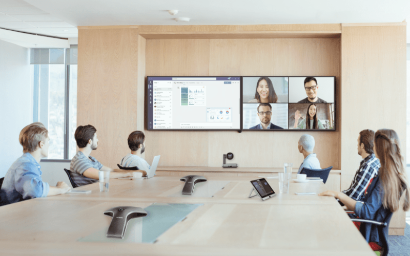 Bộ thiết bị họp trực tuyến chuyên dụng cho Microsoft Teams