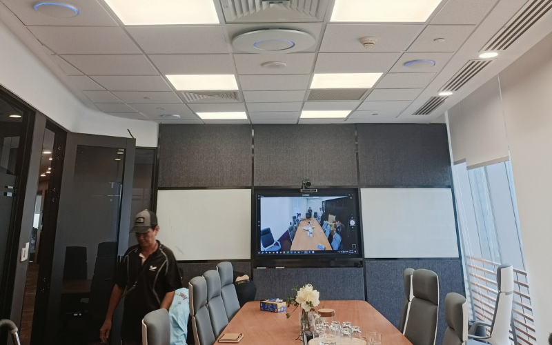 Hệ thống hội nghị trực tuyến cho công ty Amazon