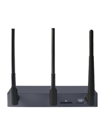 Tổng đài IP Dinstar UC120